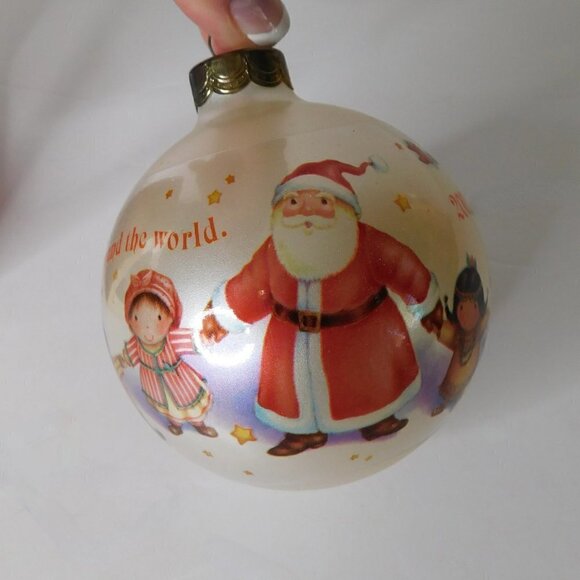 Vintage HALLMARK Keepsake Ornament Christmas Around the World 2002 Ball - Picture 6 of 16